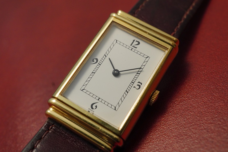 38 YvesSaintLaurent イヴサンローラン時計　レディース腕時計