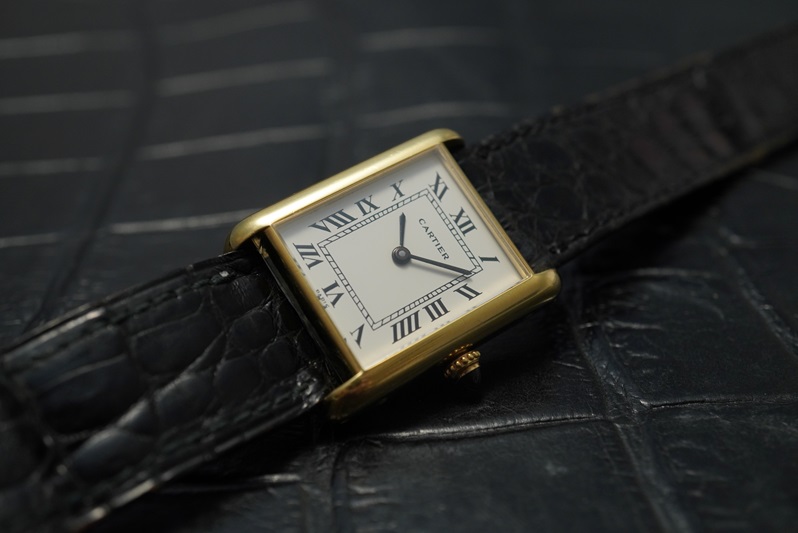 希少　アンティーク　カルティエ　18KYG　タンク　ルイカルティエ　LM サイズ　手巻き　Tank Louis Cartier　18金無垢　1980年代 Cartierカルティエ タンクルイカルティエLM 18KYGクォーツ 純正18KYG