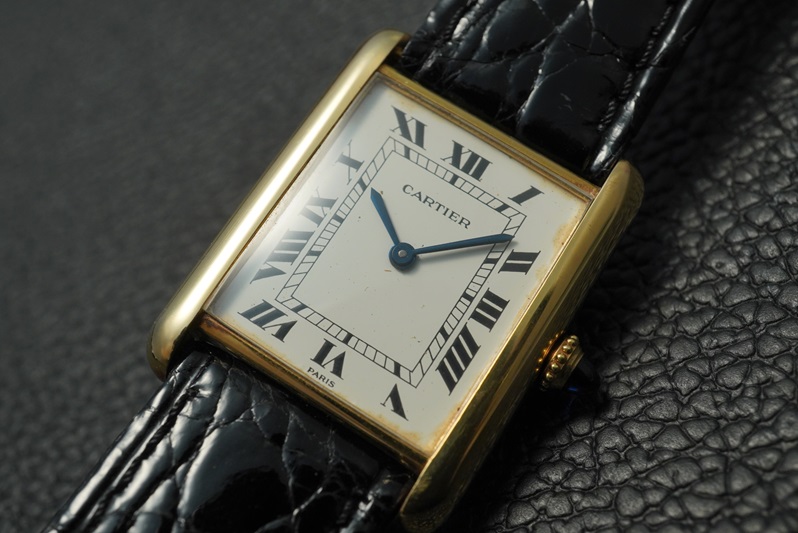 希少　アンティーク　カルティエ　18KYG　タンク　ルイカルティエ　LM サイズ　手巻き　Tank Louis Cartier　18金無垢　1980年代 Cartierカルティエ タンクルイカルティエLM 18KYGクォーツ 純正18KYG
