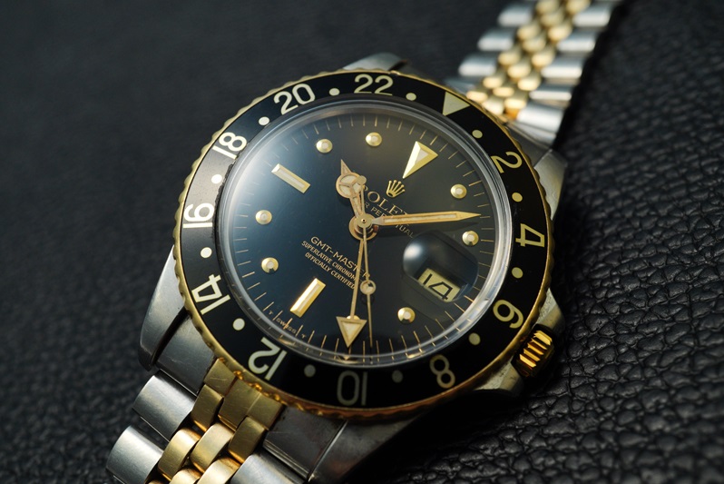 1970年代　希少 美品純正　ロレックス　ＧＭＴマスター　１６７５　１６７５０ 赤青　ペプシカラー　べゼルディスク　インサート  ロレックス GMTマスター 1970年製⁄昭和45年製 Ref.1675 Mk-Ⅱダイヤル